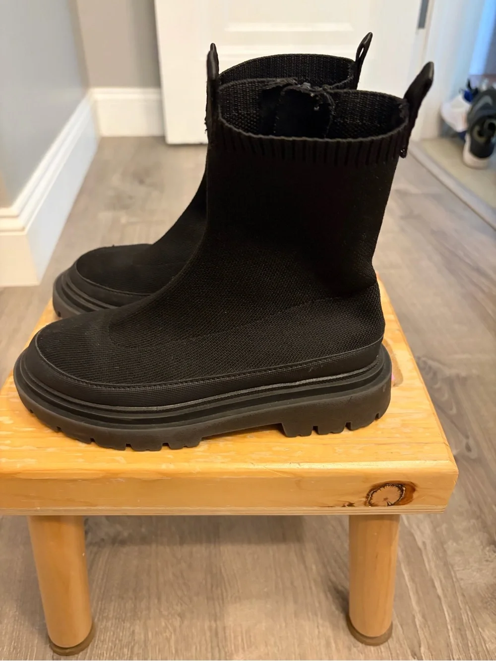 Kids Zara Black Knit Chelsea Boots- Size EUR 32/US 1- Pre-owned